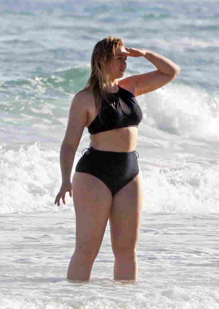 Böyük bədən model bu dəfə... - FOTOLAR